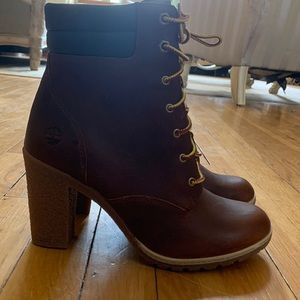 Timberland Woman’s Lace Up Heel Boot